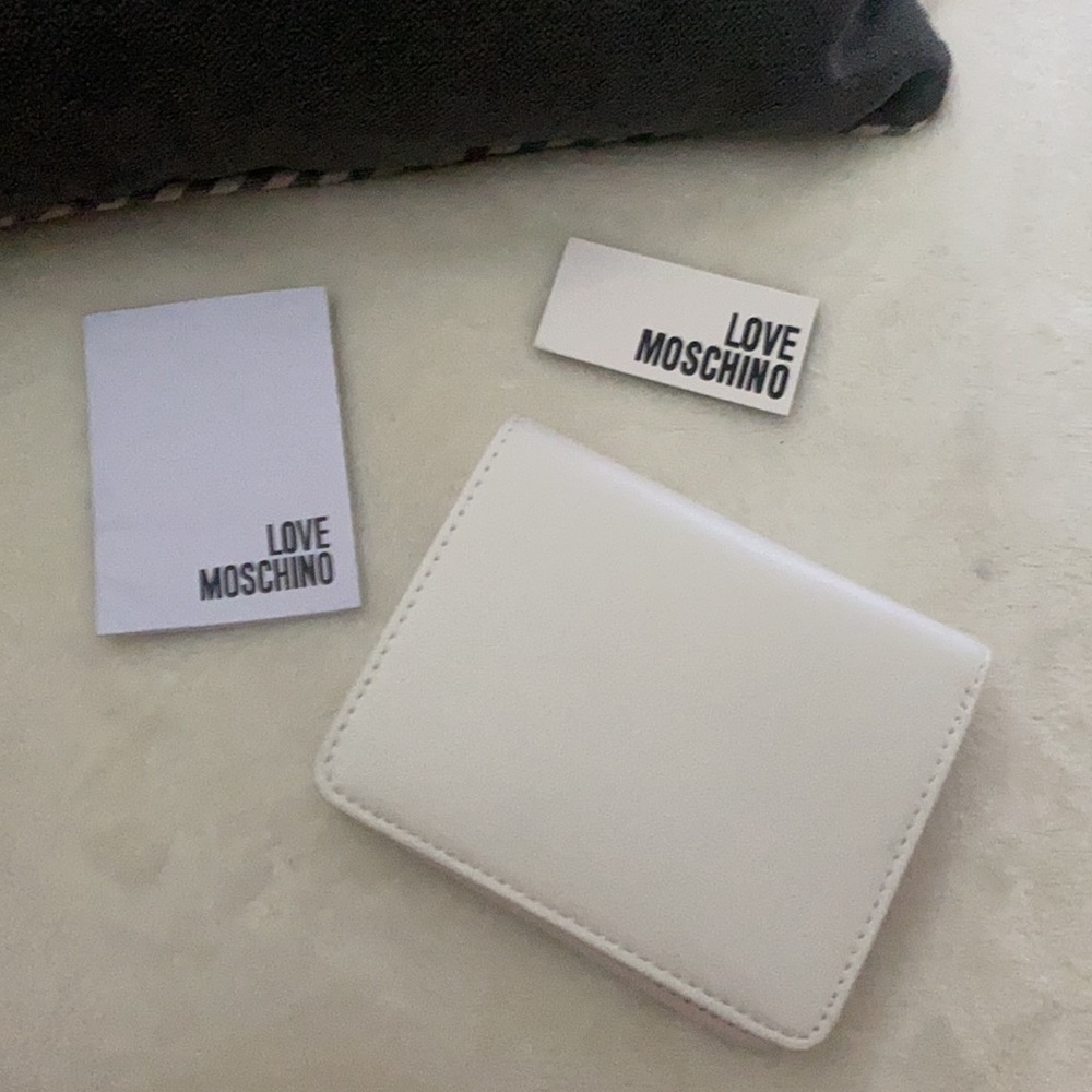 Moschino Off-white Small Wallet - Picture 2 of 4
